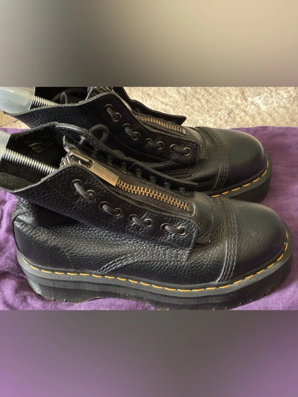 Dr. Martens Black Sinclair leather Zip-Front Combat Boots. - Picture 5 of 10